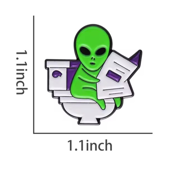 Green Alien Enamel Pin Weirdcore Alien Brooch – Funny Sci-Fi Geek jewelry - Picture 6 of 8